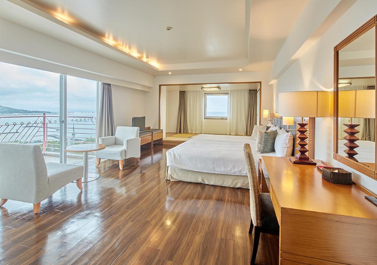 Hotel Mahaina Wellness Resorts Окинава Экстерьер фото