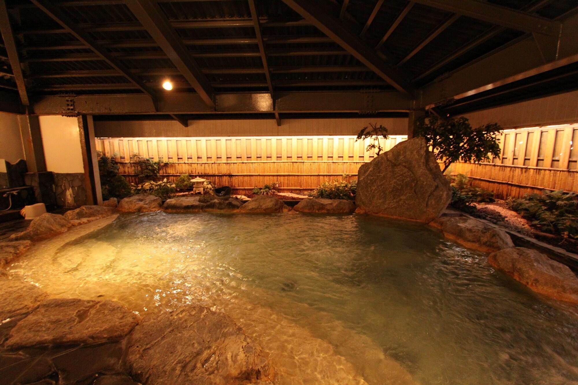 Hotel Mahaina Wellness Resorts Окинава Экстерьер фото