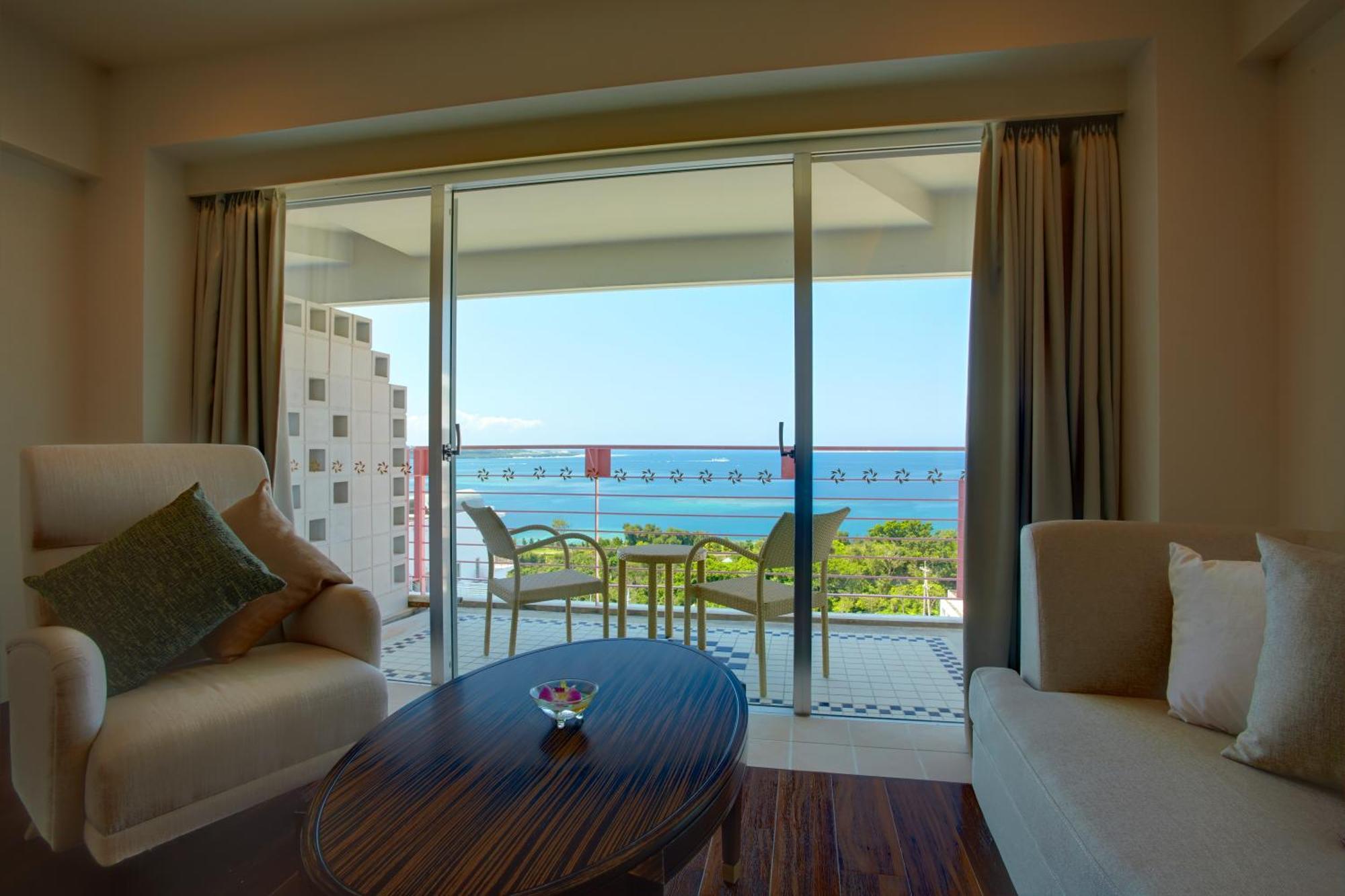 Hotel Mahaina Wellness Resorts Окинава Экстерьер фото